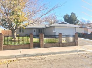 43066 36th St W, Lancaster, CA 93536