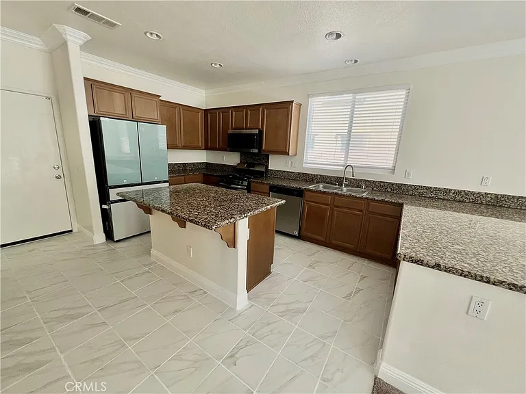 4564 Jewel Dr — Photo 14