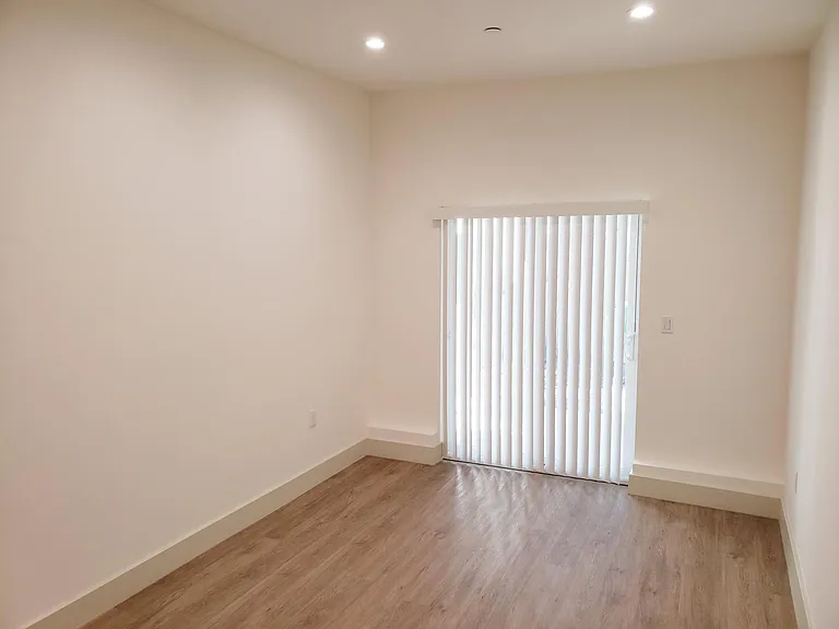 2741 Geary Blvd #B — Photo 2