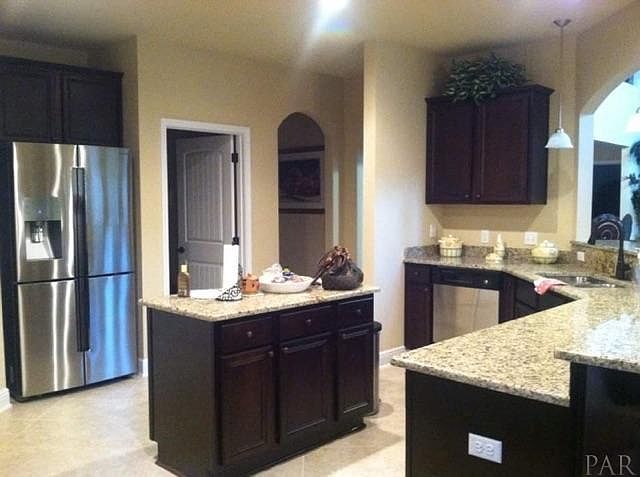 2nd image of 763 Lake Ridge Ln