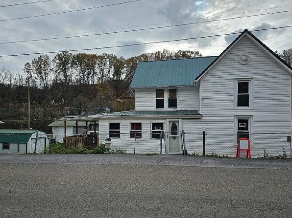 319 Main St