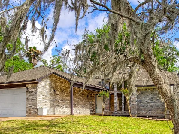 339 Freeman Blvd, West Columbia, TX 77486