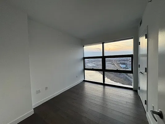 Rented by Winzone Realty Inc | media 4