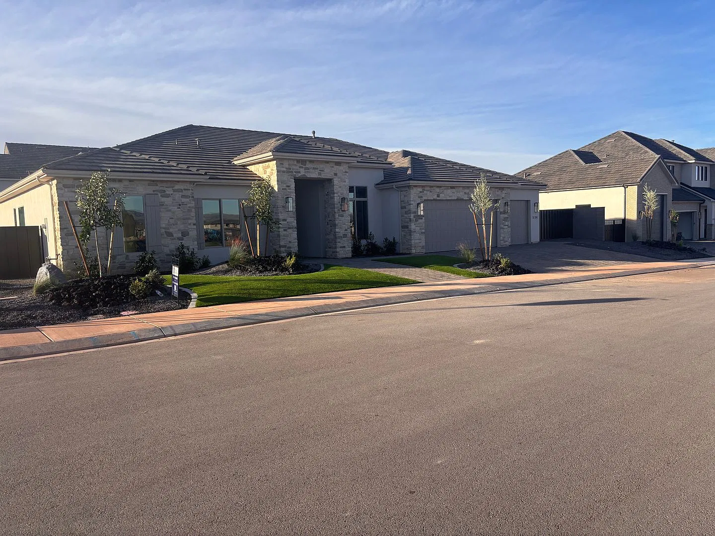 Gorgeous single story in Finley Farms within walking distance to Crimson High School — Photo 3