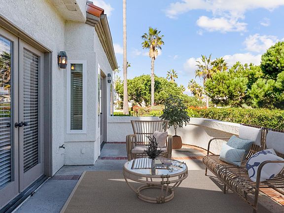 3rd image of 22 Tennis Villas Dr