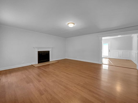 2nd image of 776 Tara Ct