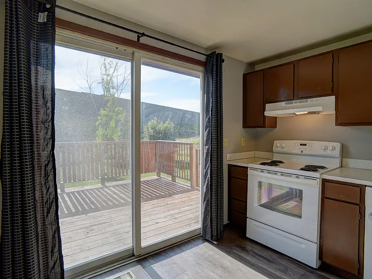 1211 N Washington St #B — Photo 4