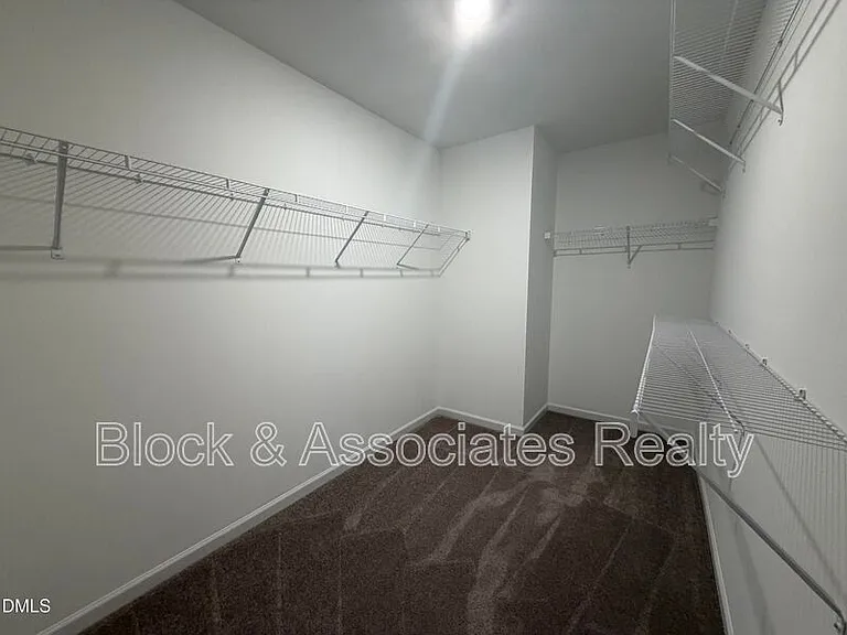 611 Contento Ct — Photo 13