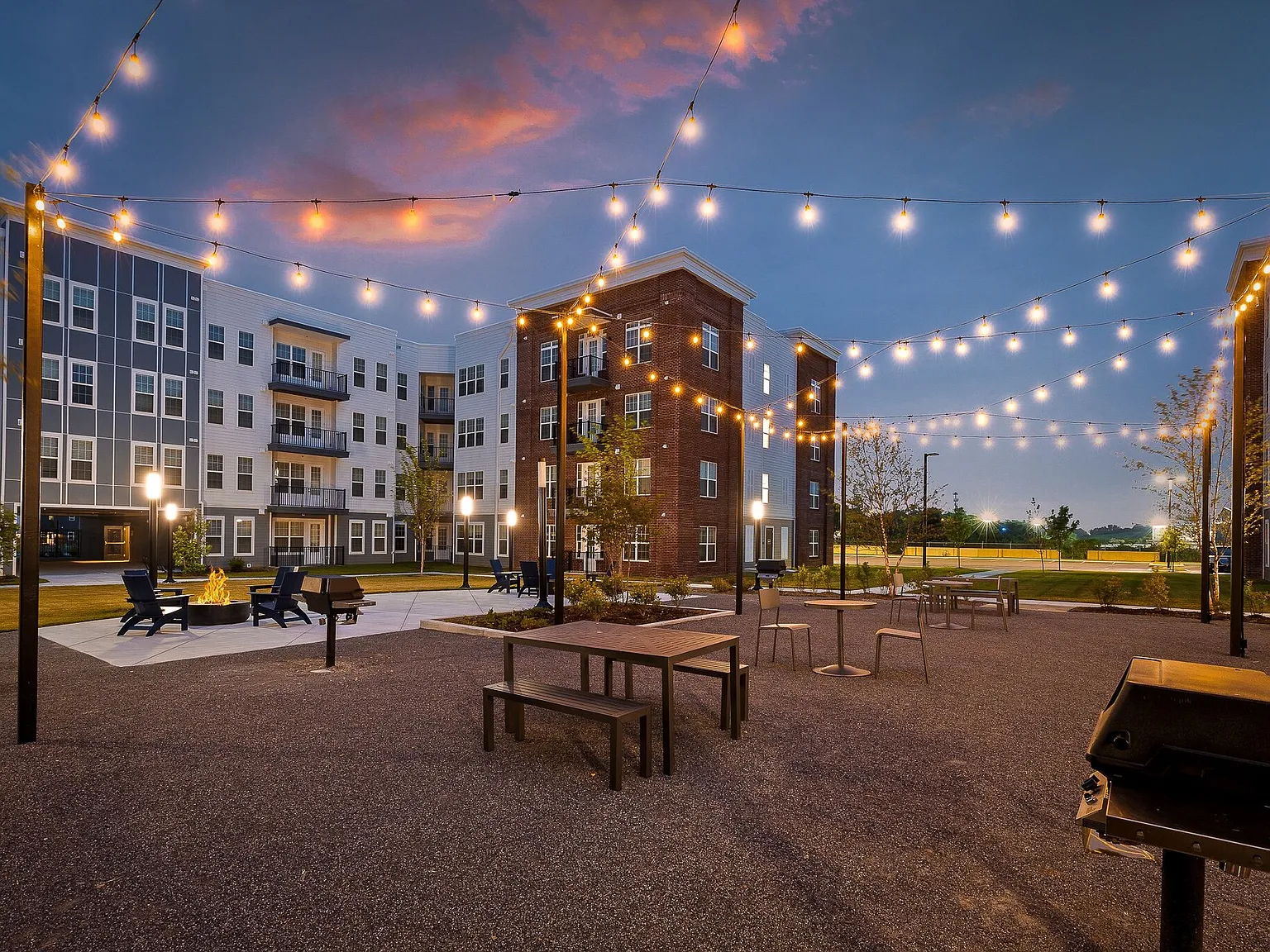 Borough 33 Apartments — Photo 3