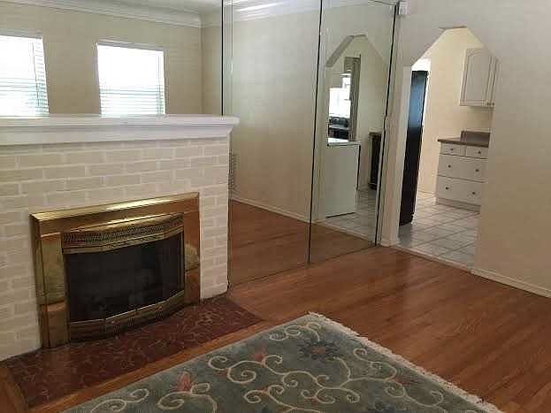 1st image of 315 NE 7th Ave