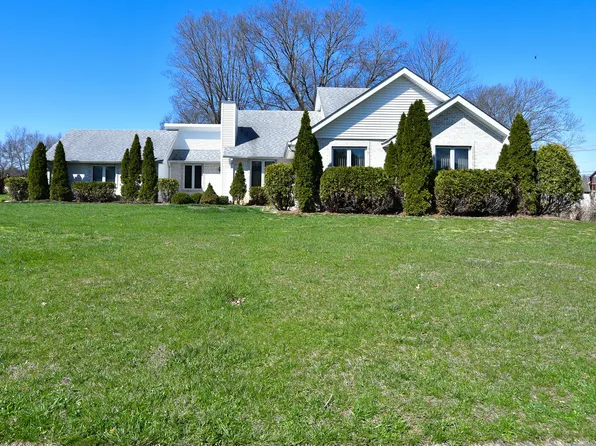 8014 Dark Star Dr, Indianapolis, IN 46217