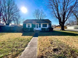 1801 Ravenswood Dr, Evansville, IN 47714