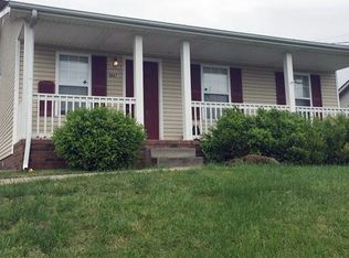 1007 Granny White Rd, Clarksville, TN 37040