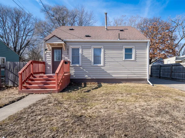 822 E 29th St, Des Moines, IA 50317