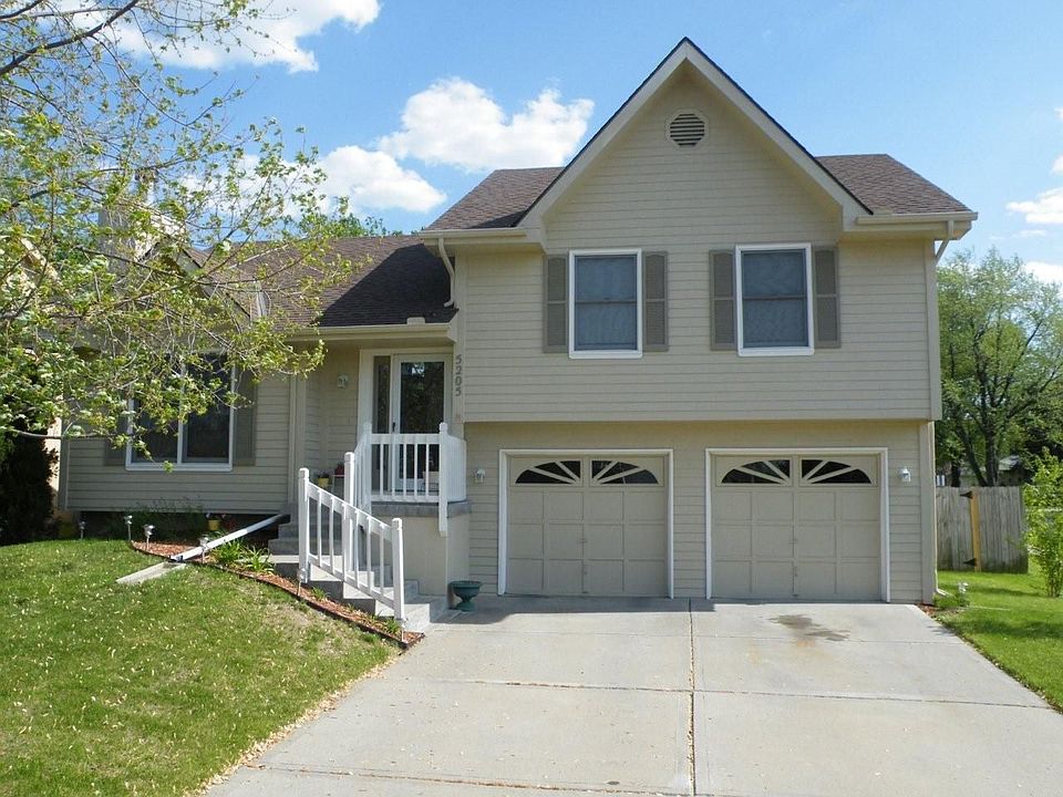 Recent Paint and New Roof!