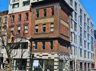 121 King St E #506, Hamilton, ON L8N 1A9