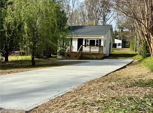 205 Matt Pl, Greensboro, NC 27405