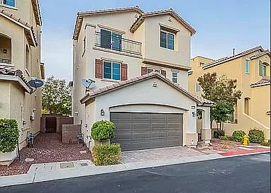 3 bed, 3.5 bath, 2020 sqft, $2,250 — Photo 2
