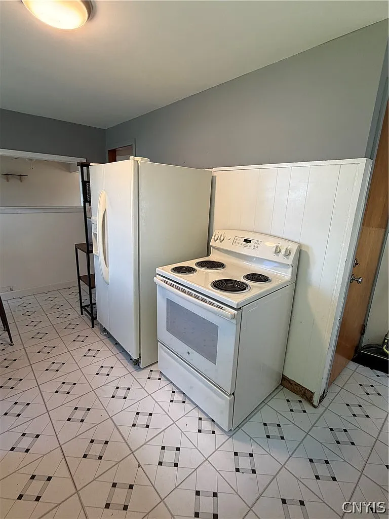 1 bed, 1.0 bath, 825 sqft, $1,200 — Photo 4