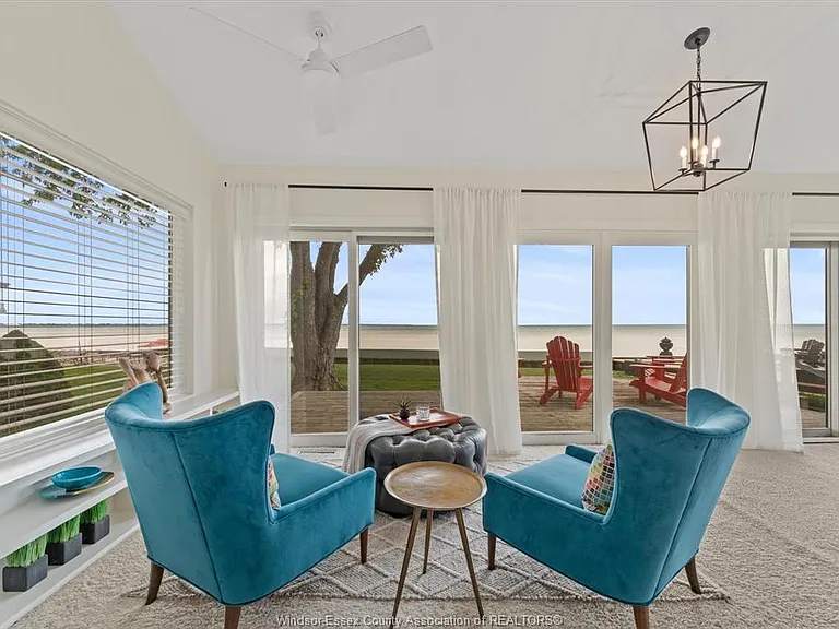 12746 Riverside Dr E — Photo 20