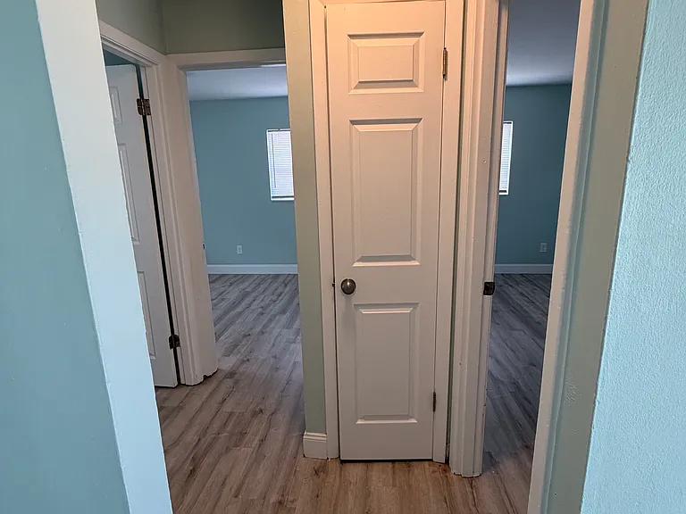 415 W Easy St — Photo 8