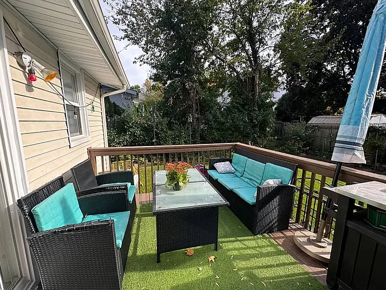 186 Selvage Ave — Photo 11