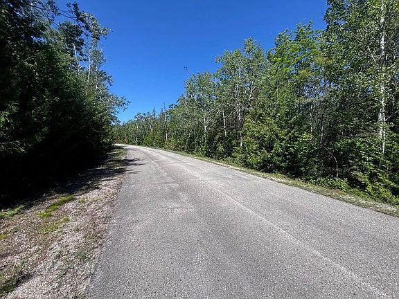3rd image of L-166 169 Northland Heights Dr