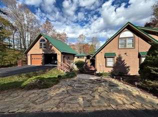 2161 Knob Dr, Slatyfork, WV 26291