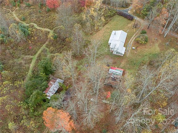 5th image of 270 Spicewood Ln