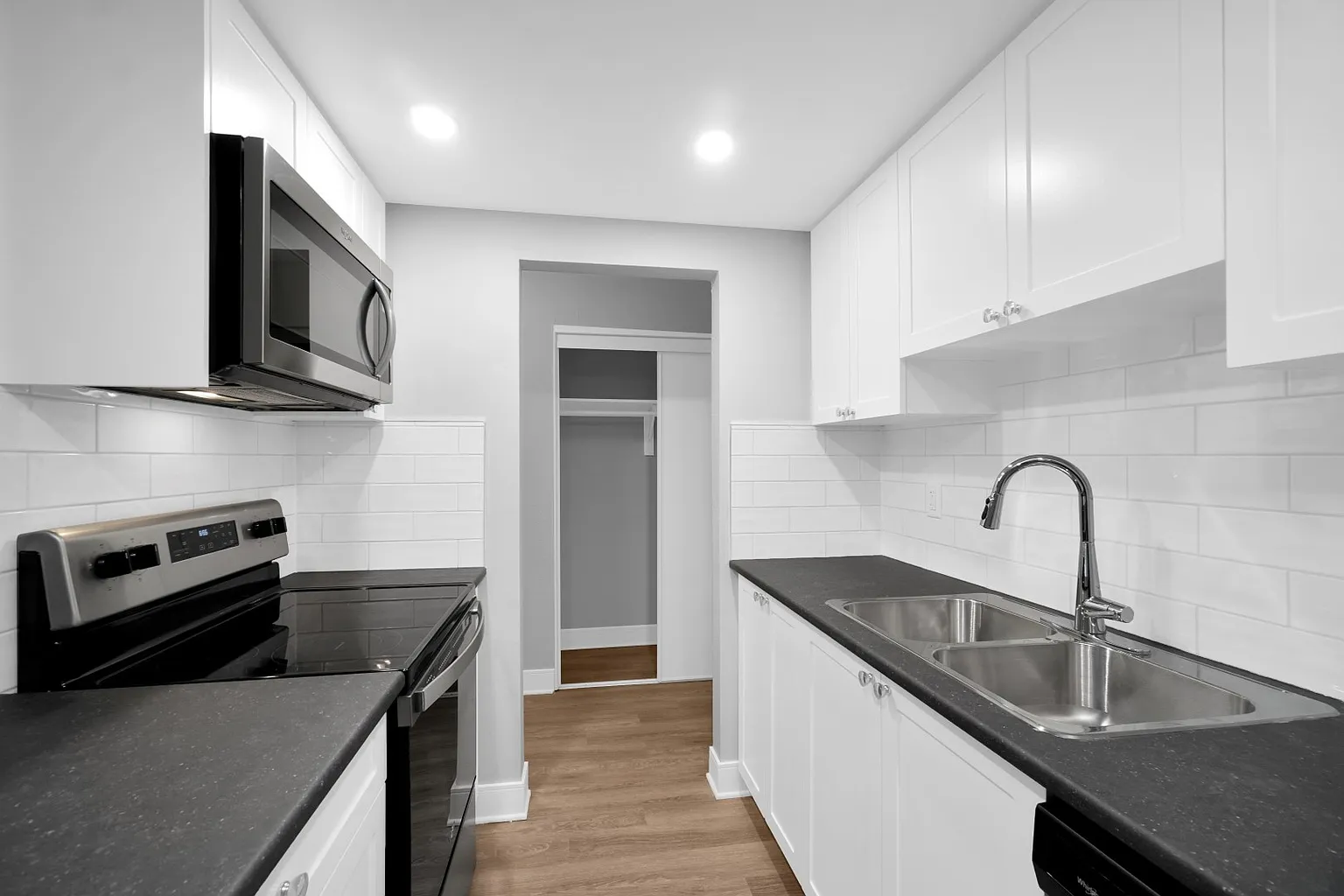 535 Shaw Ave #1118538 photo 1