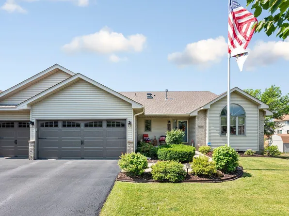 9033 Prestwick Pkwy N, Brooklyn Park, MN 55443