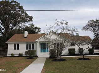 511 Raleigh St, Fuquay Varina, NC 27526