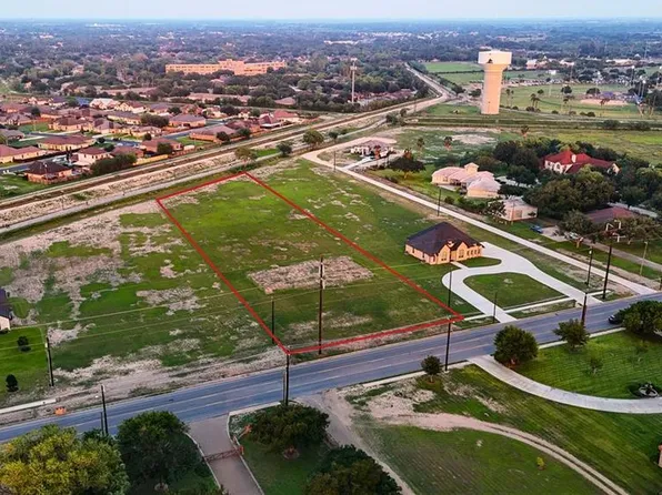 1105 S Westgate Dr S, Weslaco, TX 78596
