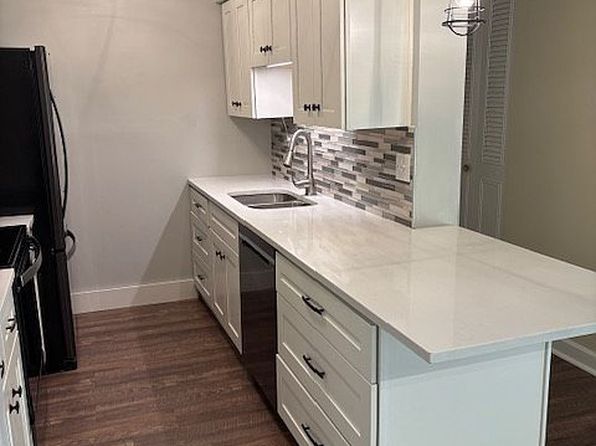 3100 Grand Ave APT 5B