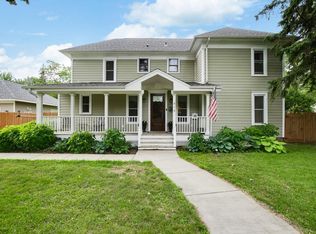 414 E 2nd St, New Richmond, WI 54017