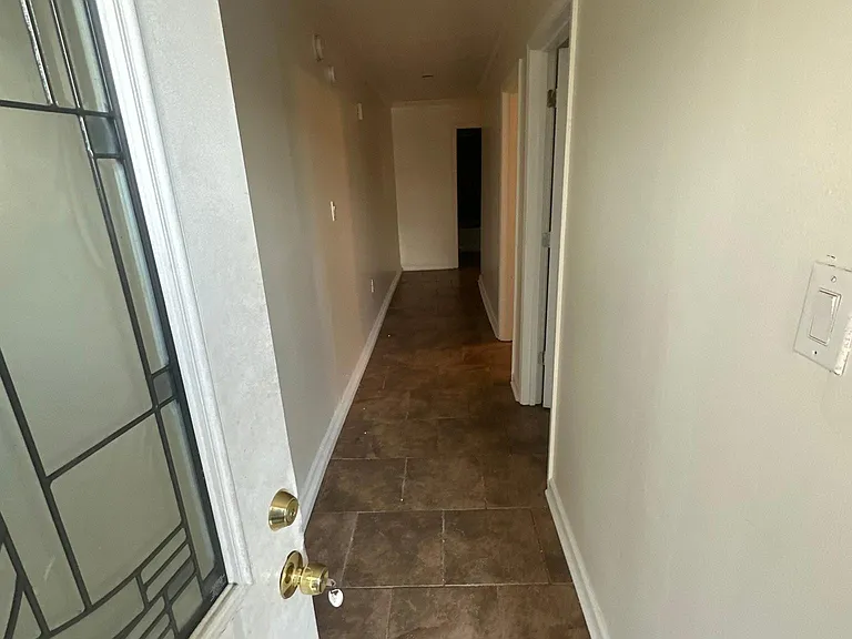 232 Lorenz Blvd #B — Photo 1
