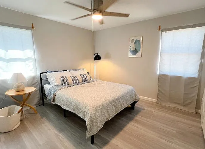 1021 Bracken Ave — Photo 5