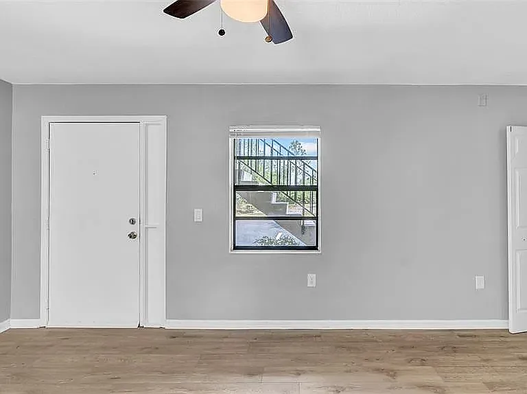 2122 Bradford St #505 — Photo 7