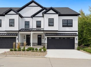 4496 Hope Ct, Westlake, OH 44145