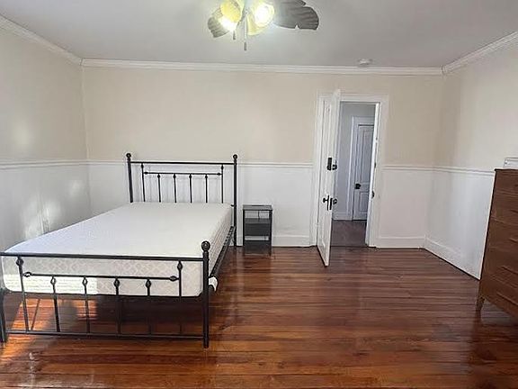 2nd image of 425 W Pine St #4