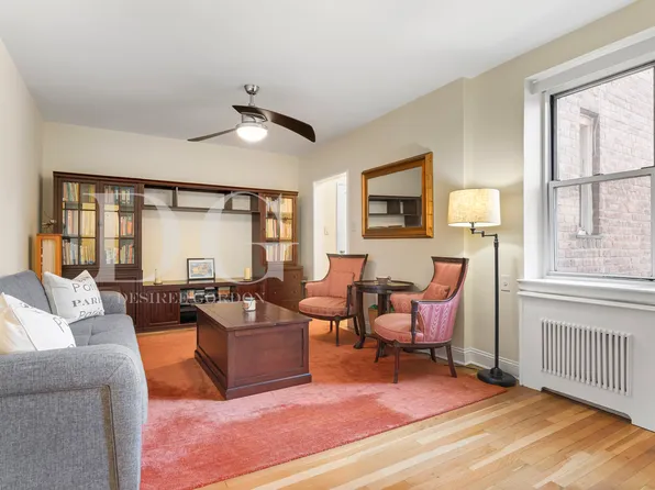 36 Dahill Road image 1 of 8