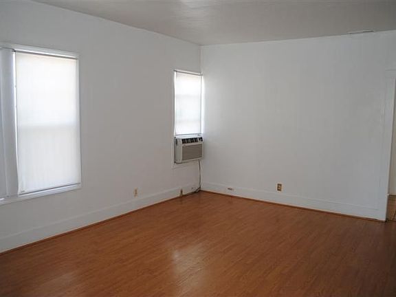2nd image of 308 E Hampton St
