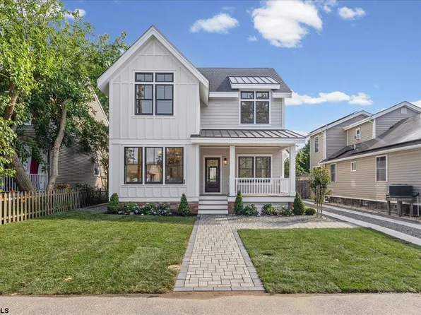 11 E Mechanic St W, Cape May, NJ 08204