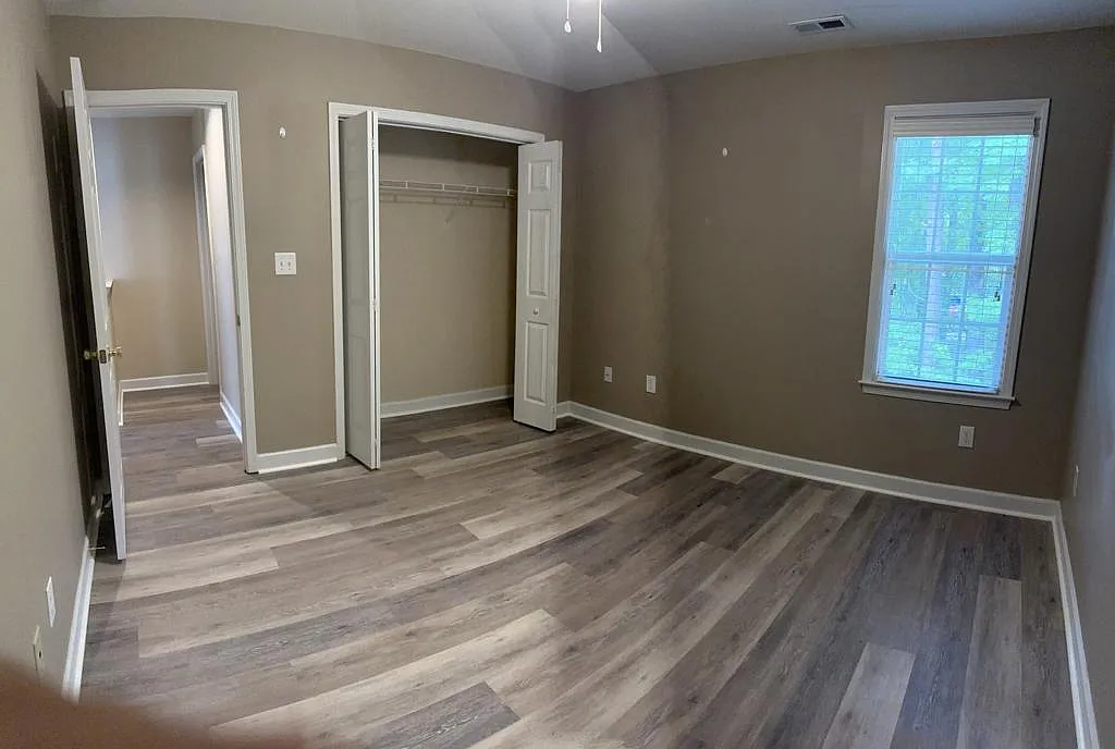 3 bed, 2.5 bath, 1440 sqft, $1,895 — Photo 3