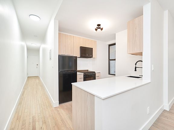 3rd image of 200 2nd Ave APT 54