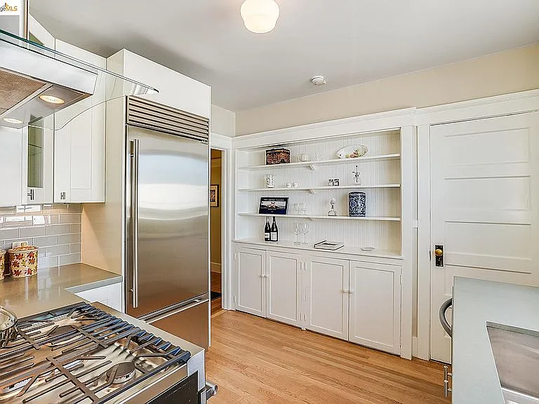 2520 Hearst Ave — Photo 14