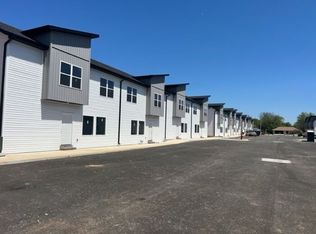 435 N Public Ave #C, Clever, MO 65631