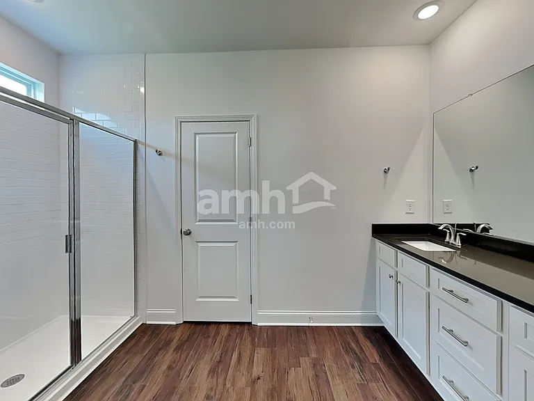 90 Spruce Cir — Photo 16