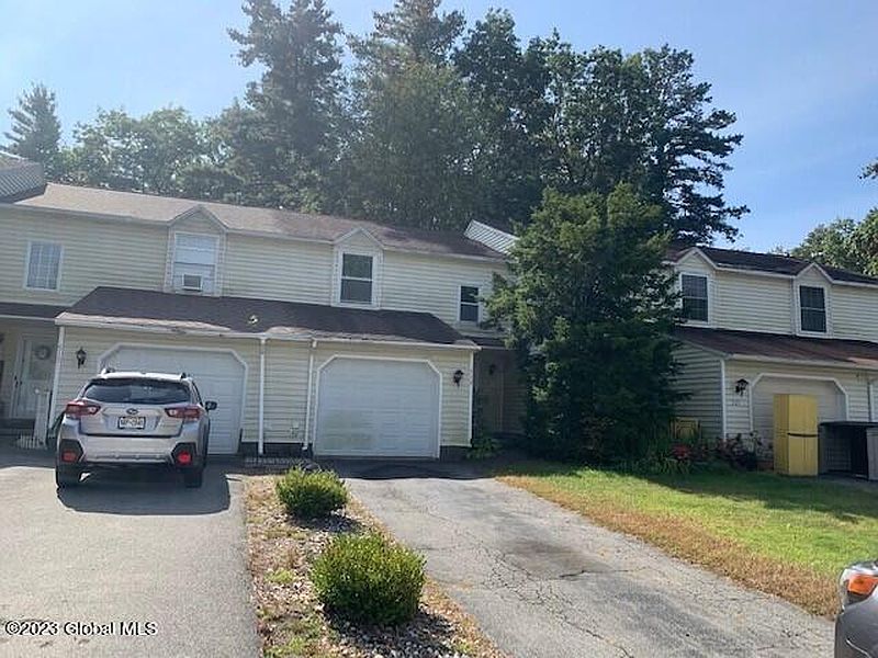 2nd image of 519 Elk Circle