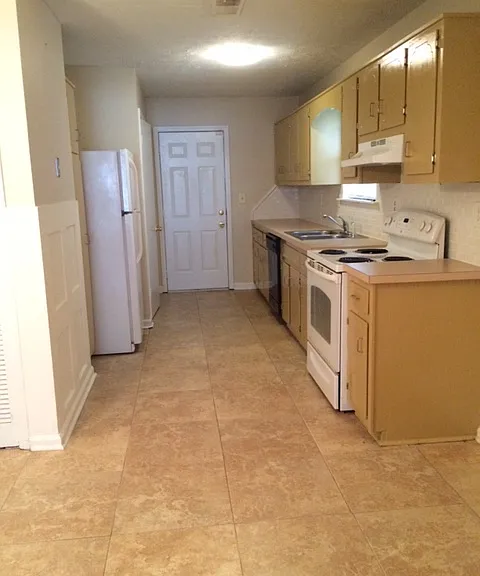 3095 Sarah Lou Dr — Photo 2
